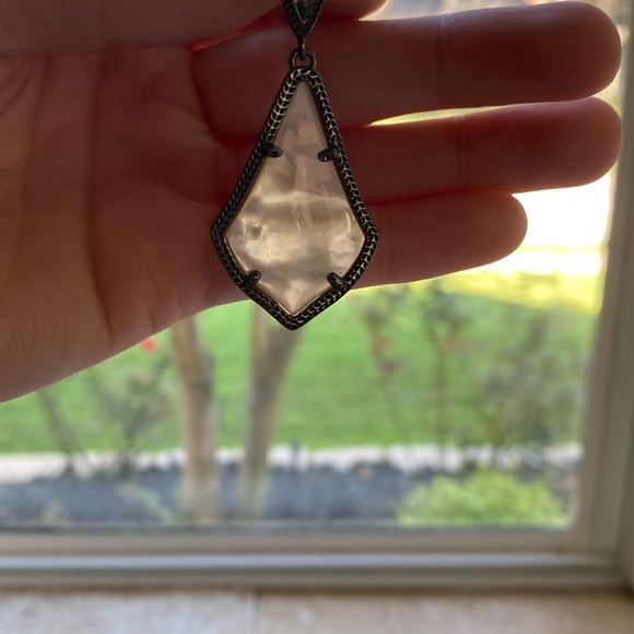 Kendra Scott earrings - Picture 3 of 3